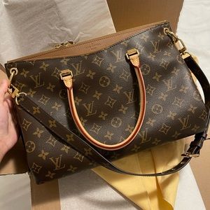 Louis Vuitton Pallas